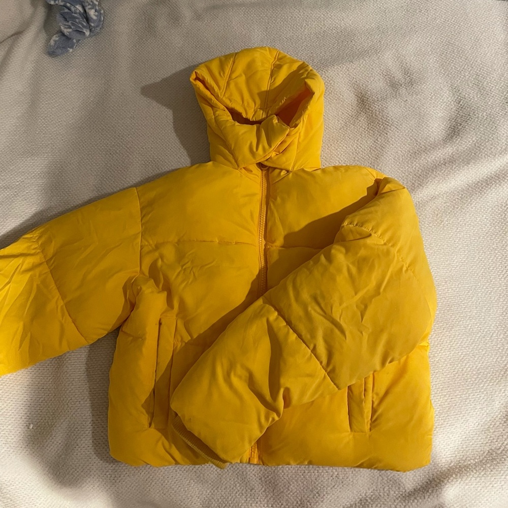 Top shop bright yellow puffer 💛💛